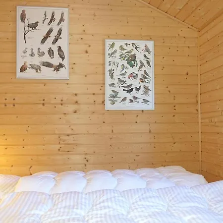 2 Bedroom Awesome In Holiday home Nexo